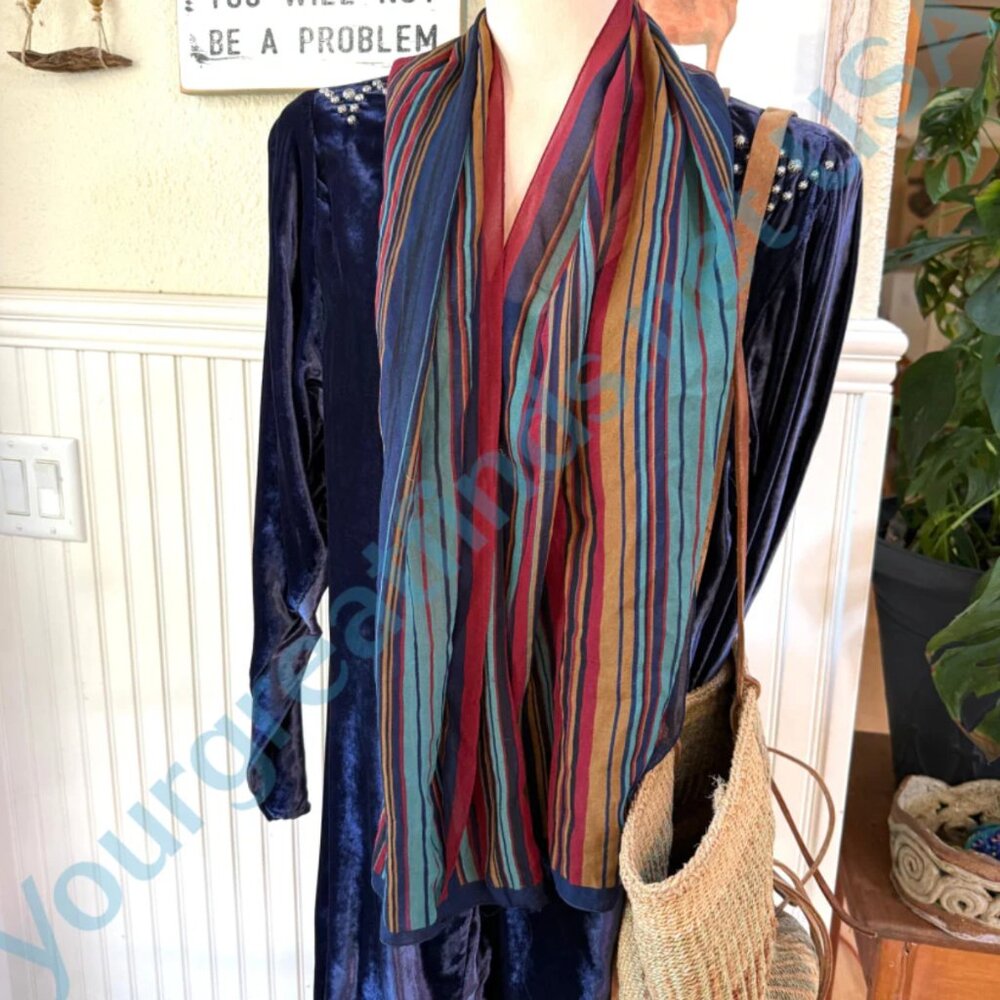 Two Vintage Long Scarves - Picture 5 of 6
